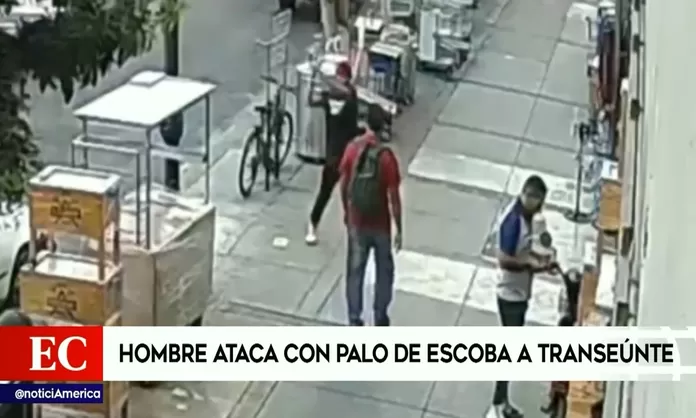 Hombre Ataca Con Palo De Escoba A Transe Nte