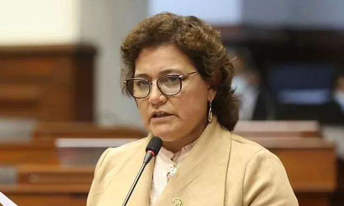 Silvia Monteza Congresista Retir Su Firma En Proyecto De Ley Para