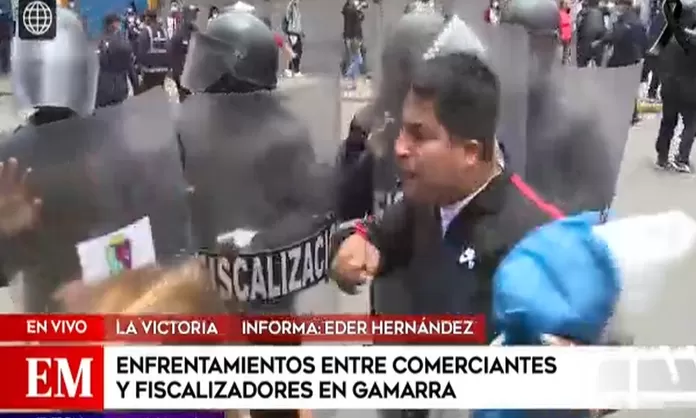 Gamarra Fiscalizadores Se Enfrentaron A Ambulantes En Emporio