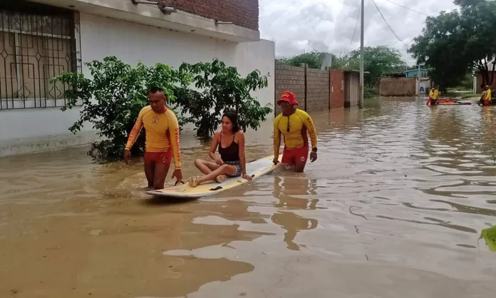 Piura En Emergencia Lluvias Intensas Obligan A Corte De Agua En Varias