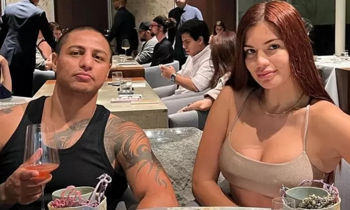 Samantha Batallanos Asegur Que Jonathan Maicelo Le Revisa El Celular