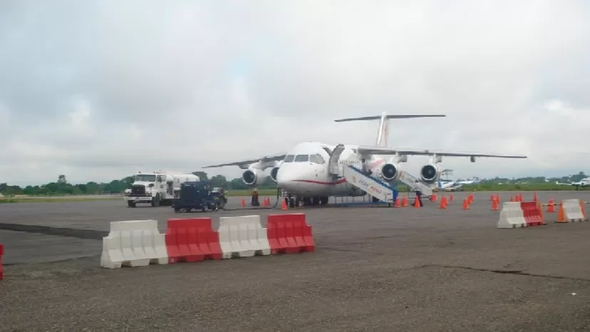 Aeropuerto Jorge Chávez: Falla en avión FAP causó demoras en salidas