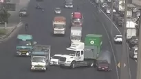 El Agustino: impresionante triple choque generó congestión vehicular  