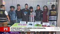 La rigurosa revisión arrojó seis cartuchos de dinamita, una pistola, dos municiones y droga