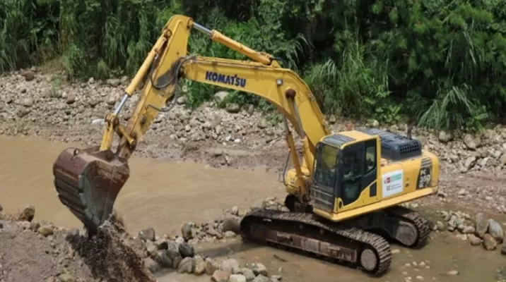 Sostuvo que el personal humano que necesitan es alrededor de unos 20 ingenieros Sostuvo que el personal humano que necesitan es alrededor de unos 20 ingenieros
