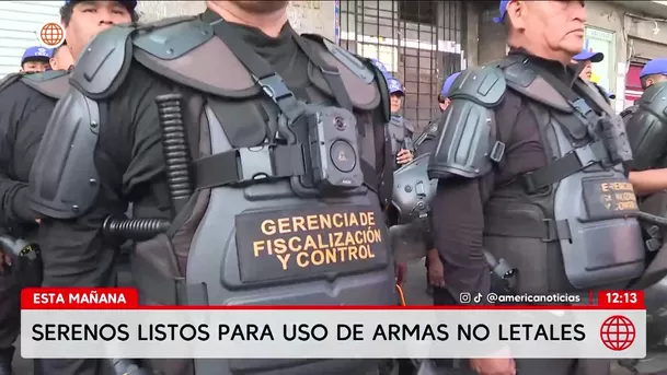 Alcalde de Lima presenta serenos con armas no letales. Foto: América Noticias