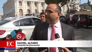 Alfaro Paredes declaró a la prensa desde el Congreso de la República. Foto: captura de TV