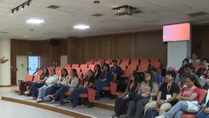 Universitarios visitan los estudios de América en Pachacámac gracias al programa Experiencia América. / Video: Canal N