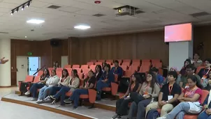 Universitarios visitan los estudios de América en Pachacámac gracias al programa Experiencia América. / Video: Canal N