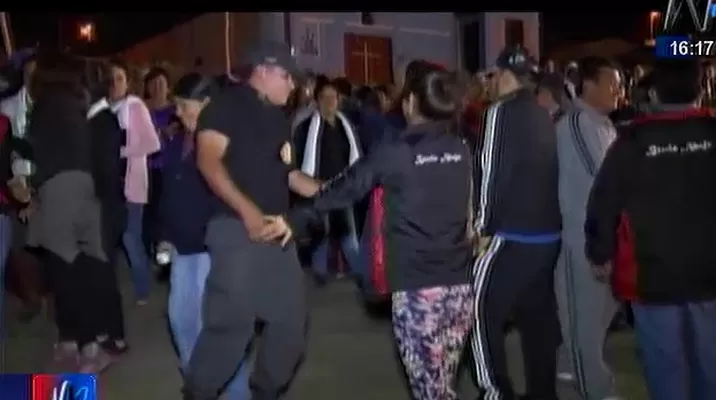 Áncash: investigan a los 3 policías grabados en fiesta costumbrista Áncash: investigan a los 3 policías grabados en fiesta costumbrista