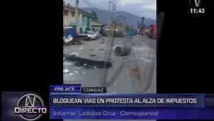 Bloquean v&iacute;as en Carhuaz. Foto: Captura de Tv Canal N.