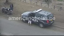 Policía grabado cámara de Ancón. América Noticias