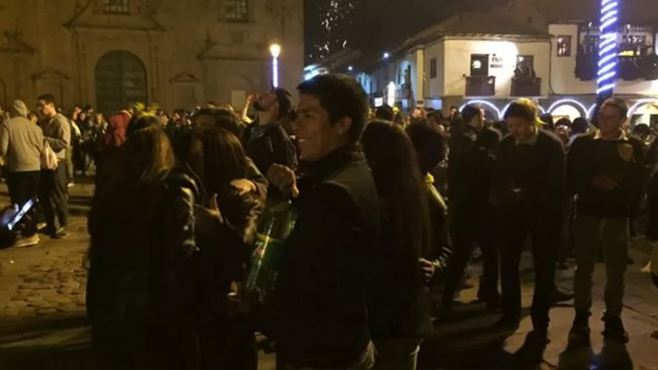 Cientos de personas recibieron Año Nuevo en la Plaza de Armas de Cusco / Foto: Andina