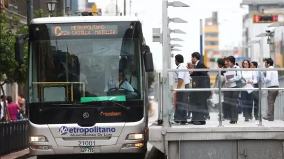 El Metropolitano ofrece servicio especial por fiestas de fin de año. Foto: El Comercio