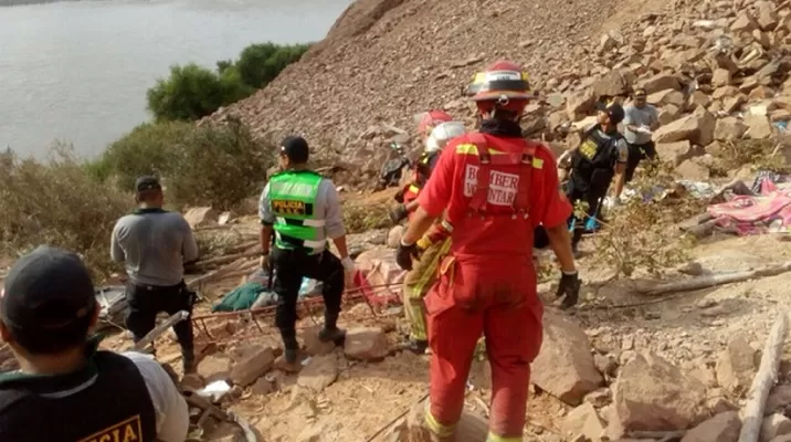 Accidente en Arequipa. Foto: COEN Accidente en Arequipa. Foto: COEN