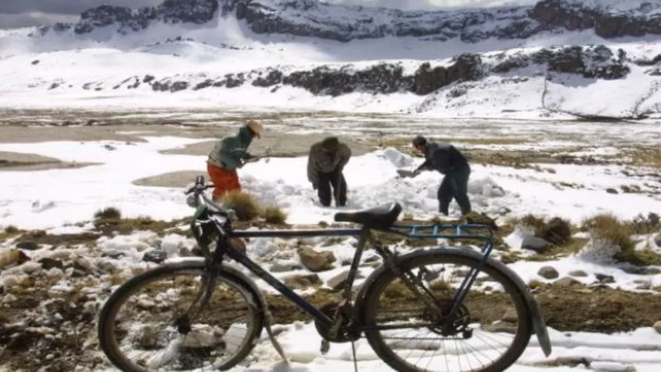 En varios poblados nieve alcanzó los 13 y 16 centímetros de espesor. Foto referencial: El Comercio