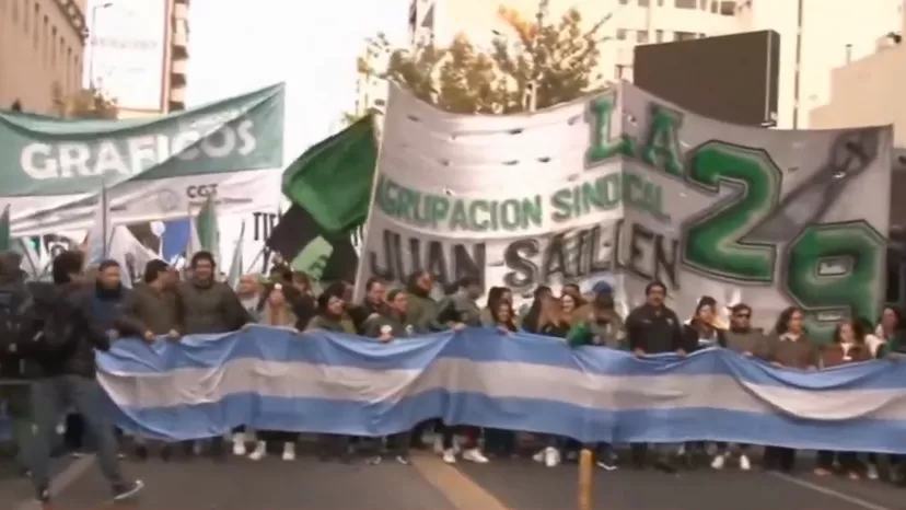 Argentina: Segundo paro general contra las reformas de Milei