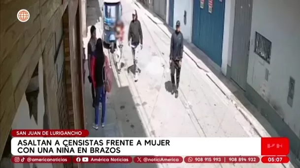 Asaltan a censistas frente a madre con niña en brazos en San Juan de Lurigancho. Foto: América Noticias Asaltan a censistas frente a madre con niña en brazos en San Juan de Lurigancho. Foto: América Noticias