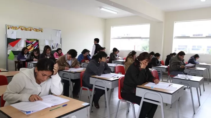 Dicho examen consta de 60 preguntas cuya importancia radica en el cumplimiento de las cualidades mínimas para el desarrollo de la enseñanza. Dicho examen consta de 60 preguntas cuya importancia radica en el cumplimiento de las cualidades mínimas para el desarrollo de la enseñanza.