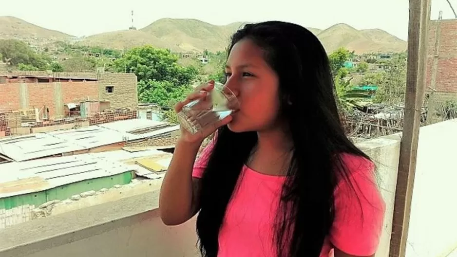 Minsa insta a desinfectar el agua antes de consumirla en zonas de desastres. Foto: Andina