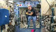 Astronautas rusos jugaron al fútbol en la Estación Espacial Internacional