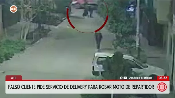 Ate: Delincuente roba moto a repartidor tras pedir falso delivery. Foto: América Noticias