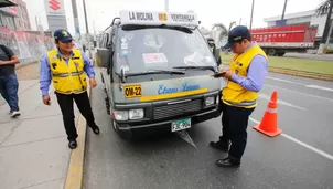 En la carretera central se encontraron circulando vehículos sin autorización. Foto: Municipalidad de Lima