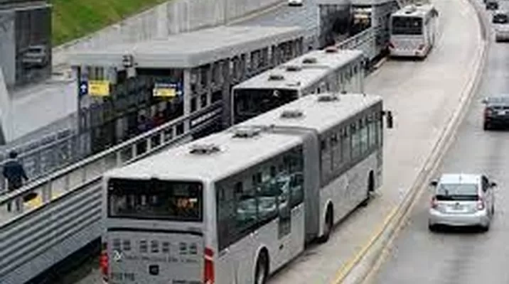Metropolitano. Metropolitano.