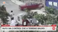 Auto sin frenos cae en terreno baldío en Chorrillos