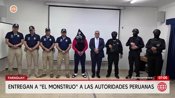 Autoridades de Paraguay entregan a Perú Erick Moreno Hernández alias El monstruo. Foto: América Noticias Autoridades de Paraguay entregan a Perú Erick Moreno Hernández alias El monstruo. Foto: América Noticias