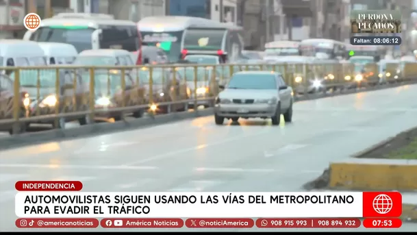 Automovilistas siguen usando las vías del Metropolitano para evadir el tráfico en Independencia. Foto: América Noticias