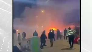 Agentes de la Policías y trabajadores del lugar lucharon, para sofocar el incendio / Video: Canal N