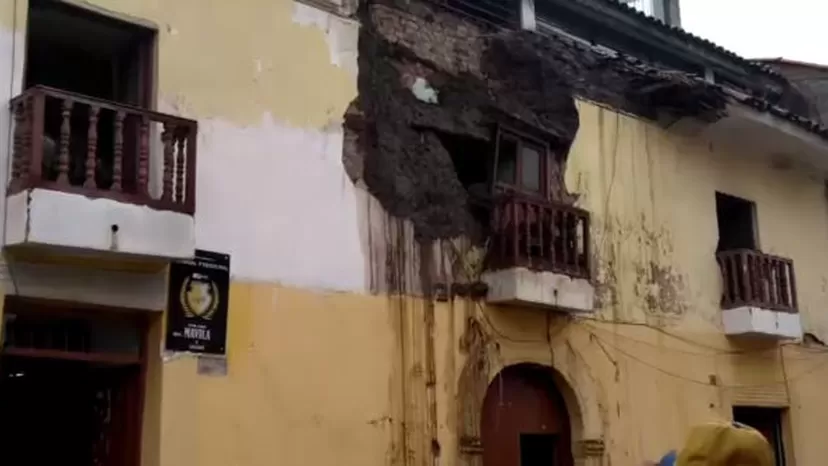 Ayacucho: parte de una casa se derrumbó por intensas lluvias