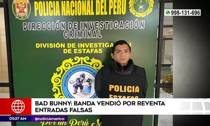 Madre exige que le vendan entradas para concierto de Bad Bunny y se abraza  de barrotes