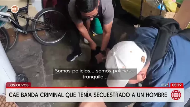Banda criminal cae con un secuestrado en Los Olivos. Foto: América Noticias Banda criminal cae con un secuestrado en Los Olivos. Foto: América Noticias