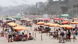 La municipalidad del distrito acordó prohibir el comercio ambulatorio y alquiler de sombrillas / Foto: Archivo El Comercio