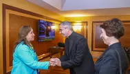 Dina Boluarte llega a Roma para misa del Papa León XIV