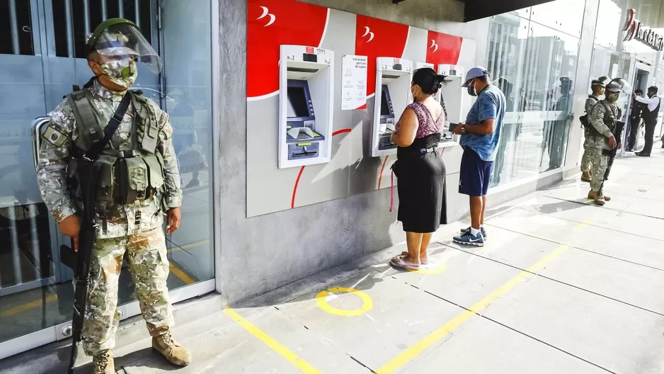 Tras un mes de operativo de pago, más de 2 millones de hogares ya recibieron el bono. Foto: Midis