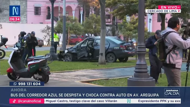 Bus del Corredor Azul se despista y choca contra auto en la avenida Arequipa, en el Cercado de Lima. Foto: Canal N
