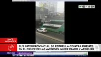 Segundo piso del bus quedó afectado. Foto: captura de TV 