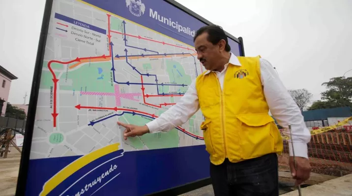 El cierre de dos tramos de la avenida 28 de julio comenzará a las 23.59 horas de hoy 04 de diciembre y durará hasta fines de diciembre. Foto: MunLima El cierre de dos tramos de la avenida 28 de julio comenzará a las 23.59 horas de hoy 04 de diciembre y durará hasta fines de diciembre. Foto: MunLima