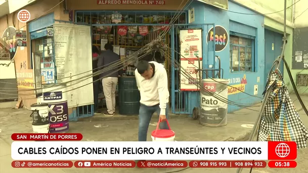 Cables caídos bloquean vereda y preocupan a vecinos en San Martín de Porres. Foto: América Noticias