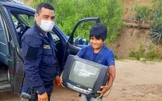 Cajamarca: Policías regalaron televisores a niños que no podían ver programa Aprendo en casa - Noticias de televisor