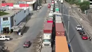 Camioneros en el Callao enfrentan largas colas, extorsión y pérdidas millonarias. / Video: Canal N
