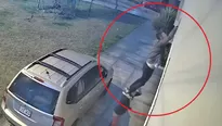 Ladrones treparon una pared para robar dentro de una casa del Callao - Foto y video: América Noticias