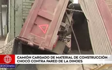 Camión cargado de material de construcción chocó contra pared de la Dinoes - Noticias de hospital-rebagliati