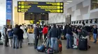 Cancelan vuelos aéreos por huelga de controladores 