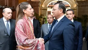 Fabiana Rosales y Néstor Popolizio. Foto: Cancillería Perú