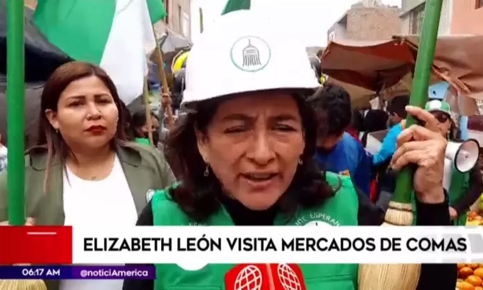 Candidata Elizabeth León visitó mercado de Comas