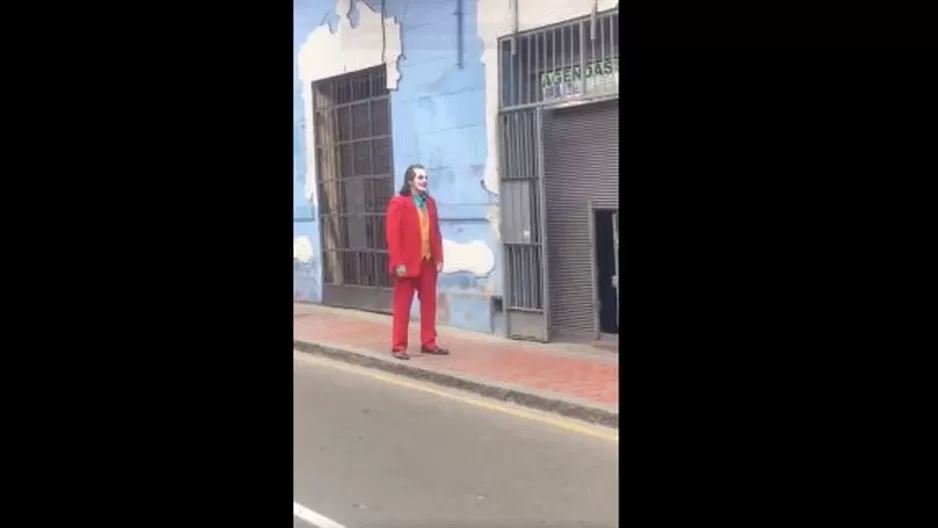 Al parecer se trataría de una grabación de algún video. Foto: captura Twitter @FernandoMarcel0